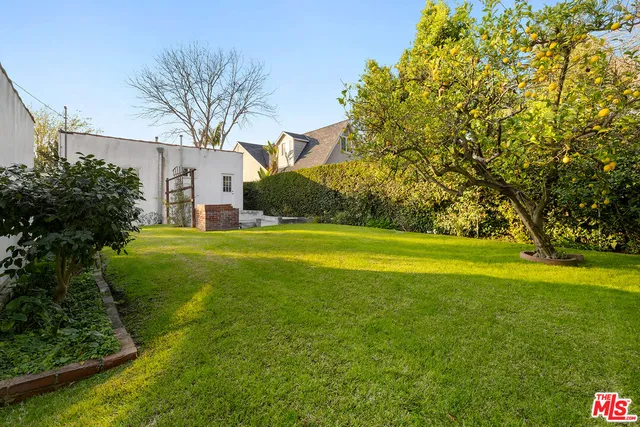 $1,250,000 | 906 North Ford Street, Burbank, CA 91505