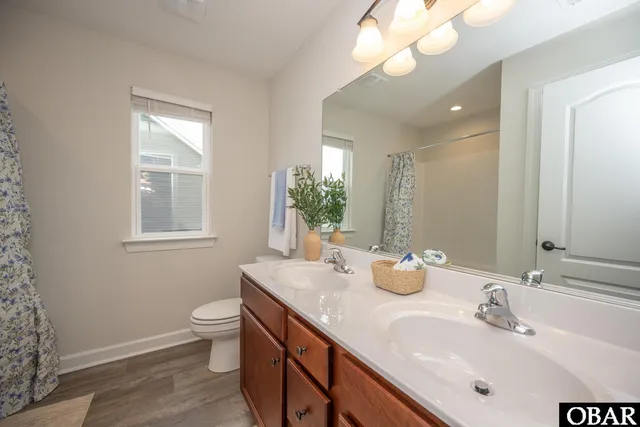 $577,500 | 221 Moorland Way, Moyock, NC 27958