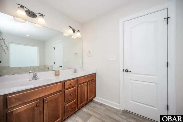 $577,500 | 221 Moorland Way, Moyock, NC 27958