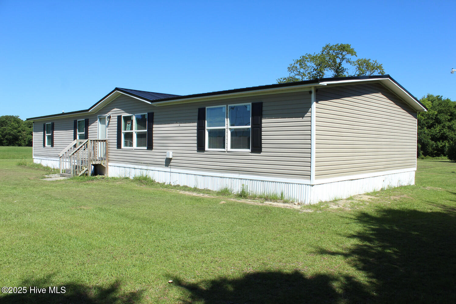 1025 Red Hill Road Mount Olive, NC 28365 - Photo 8 of 46 IMG_3478