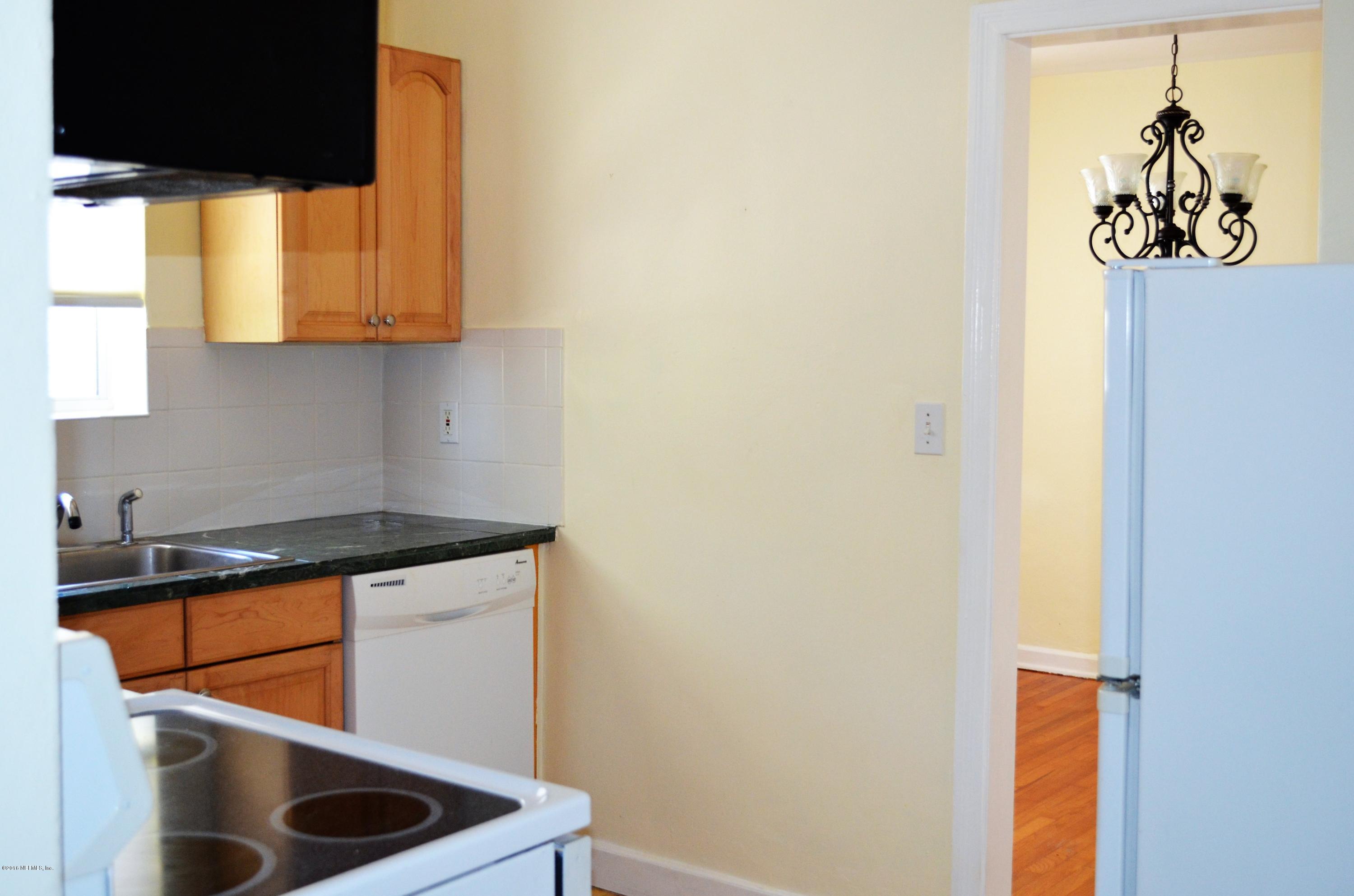 2159 Riverside Avenue, Unit 8 Jacksonville, FL 32204 - Photo 8 of 20 DSC_0315 (2)