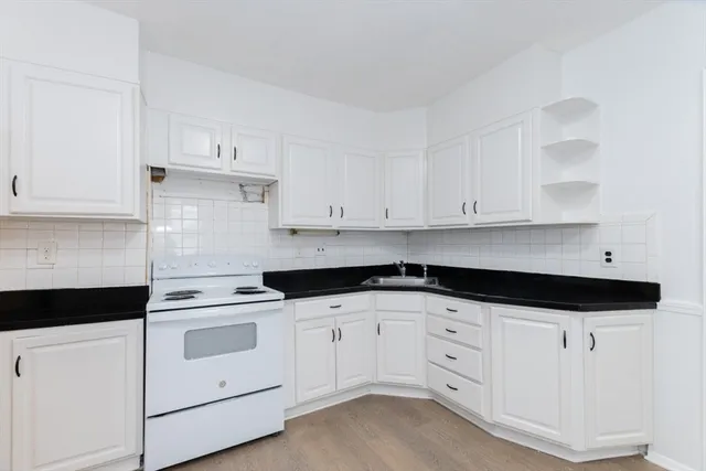 $1,000,000 | 43-45 Crescent Street, Wakefield, MA 01880