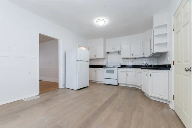 $1,000,000 | 43-45 Crescent Street, Wakefield, MA 01880