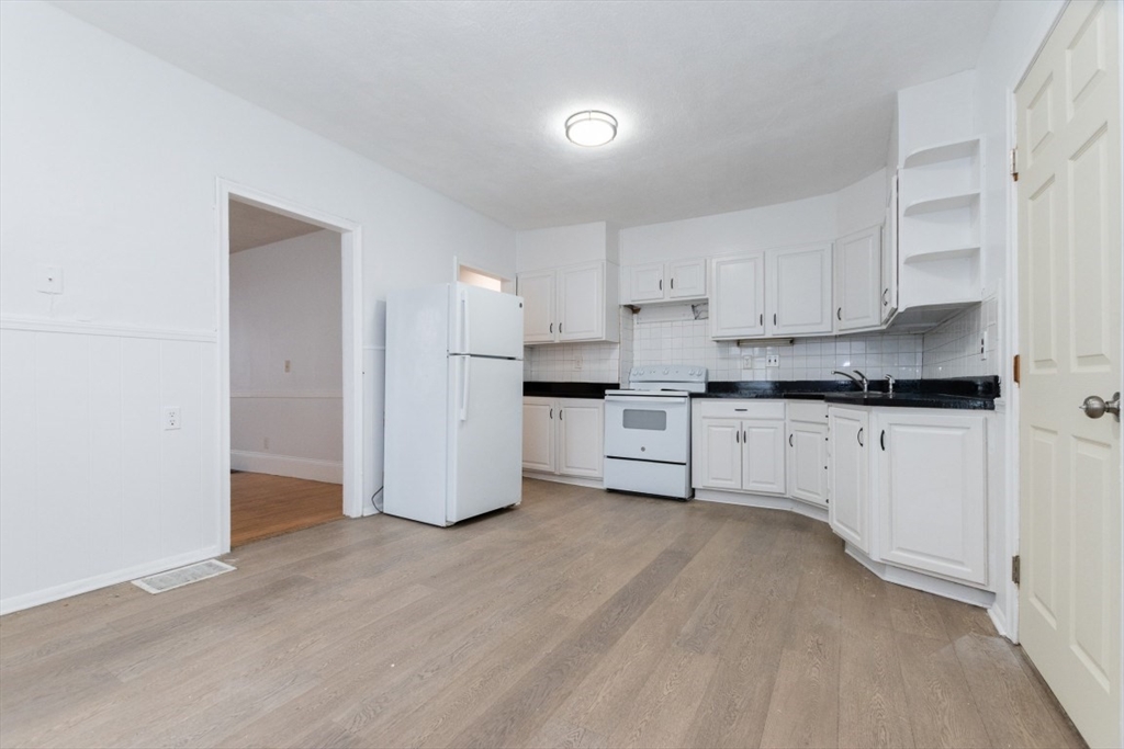 43-45 Crescent Street Wakefield, MA 01880 - Photo 12 of 40