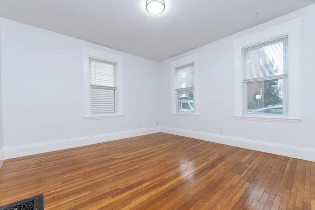 $1,000,000 | 43-45 Crescent Street, Wakefield, MA 01880