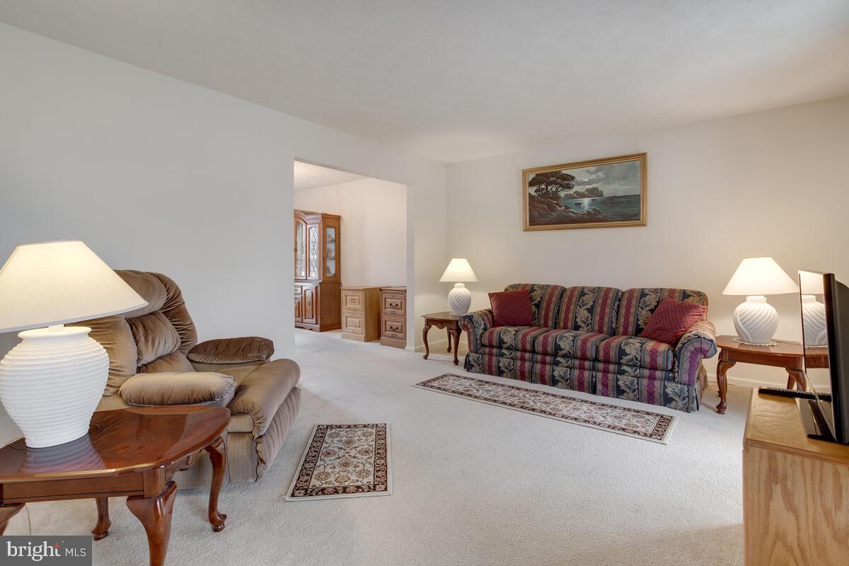 407 North Hammonds Ferry Road Linthicum, MD 21090 - Photo 11 of 60 formal Living room