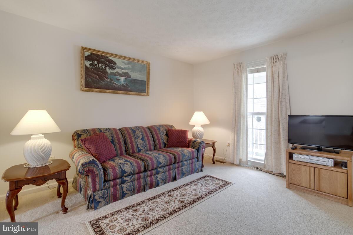 407 North Hammonds Ferry Road Linthicum, MD 21090 - Photo 12 of 60