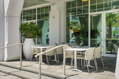 $3,395,000 | 27 Admiralty Row, Unit 305, Alys Beach, FL 32461