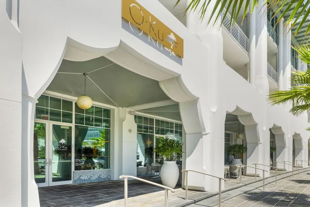 $3,395,000 | 27 Admiralty Row, Unit 305, Alys Beach, FL 32461