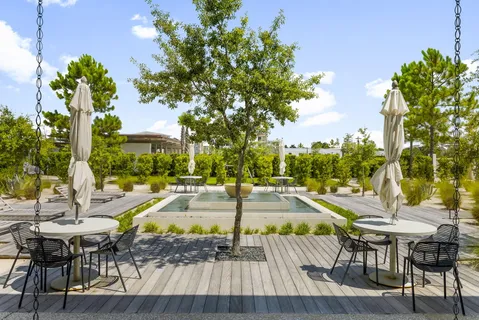 $3,395,000 | 27 Admiralty Row, Unit 305, Alys Beach, FL 32461