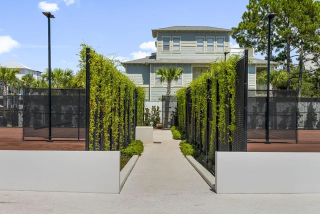 $3,395,000 | 27 Admiralty Row, Unit 305, Alys Beach, FL 32461