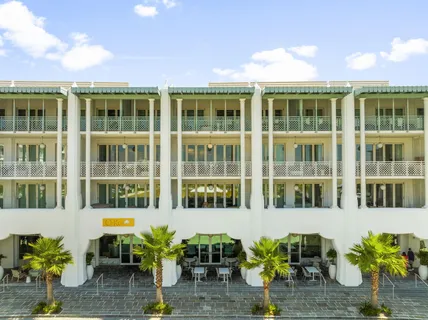 $3,395,000 | 27 Admiralty Row, Unit 305, Alys Beach, FL 32461