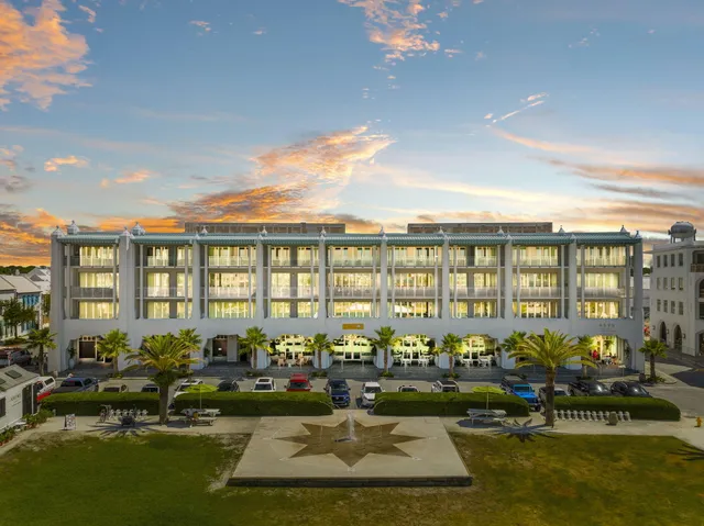 $3,395,000 | 27 Admiralty Row, Unit 305, Alys Beach, FL 32461