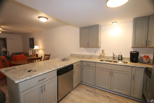 $235,000 | 411 Admiral Craik Drive, Unit 4, Grand Isle, LA 70358