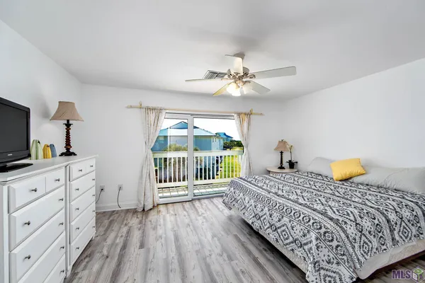$235,000 | 411 Admiral Craik Drive, Unit 4, Grand Isle, LA 70358