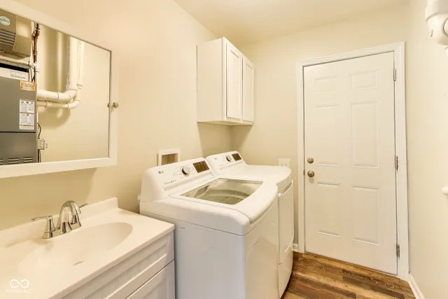 $385,900 | 7222 Brompton Court, Indianapolis, IN 46250