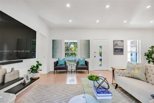 $9,850 | 667 Northeast 105th Street, Miami Shores, FL 33138