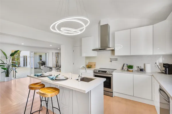 $9,850 | 667 Northeast 105th Street, Miami Shores, FL 33138