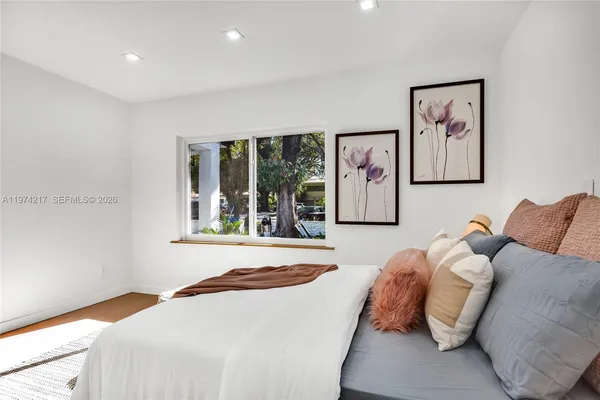 $9,850 | 667 Northeast 105th Street, Miami Shores, FL 33138
