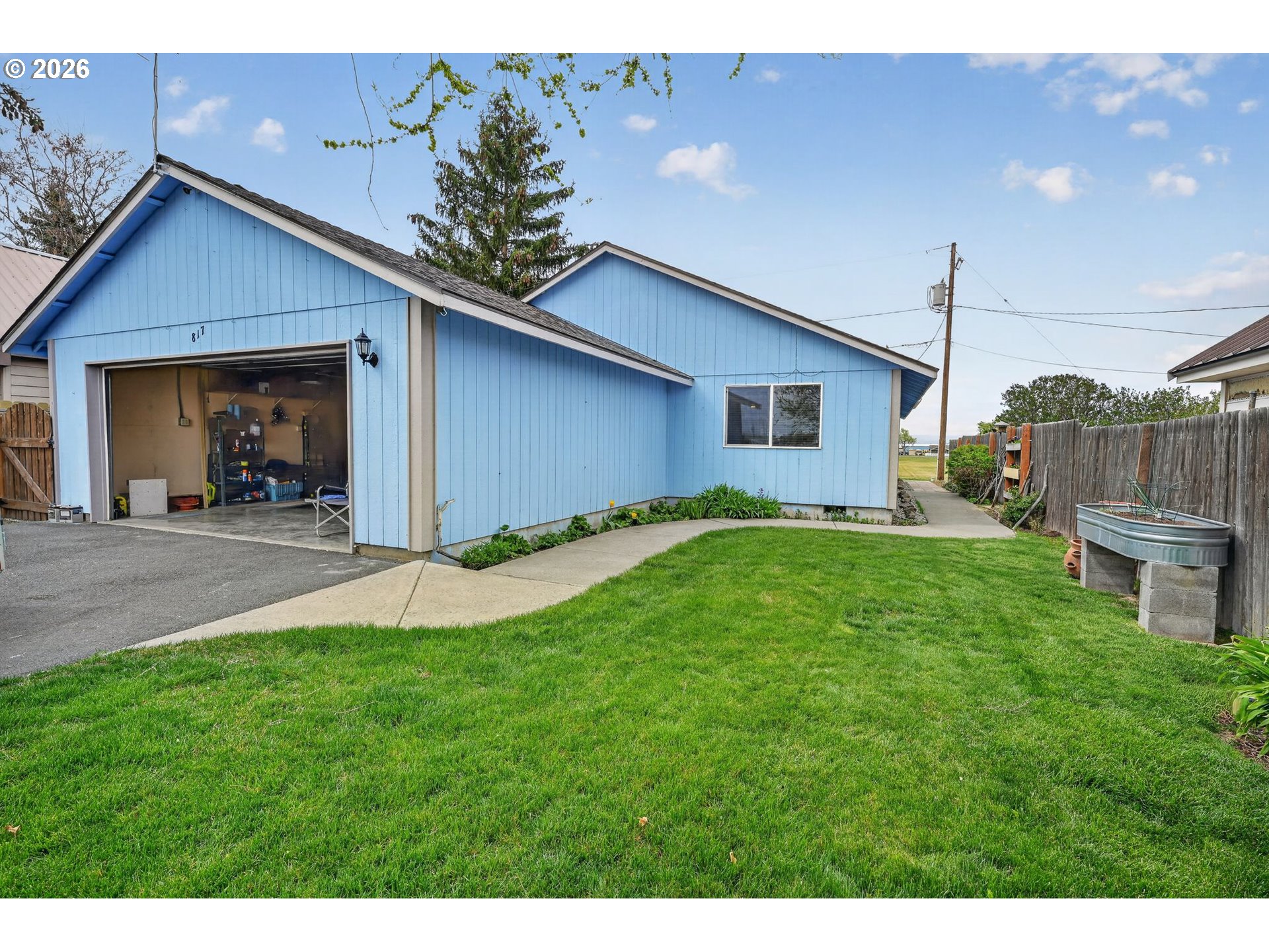 817 2nd Avenue Culver, OR 97734 - Photo 2 of 30