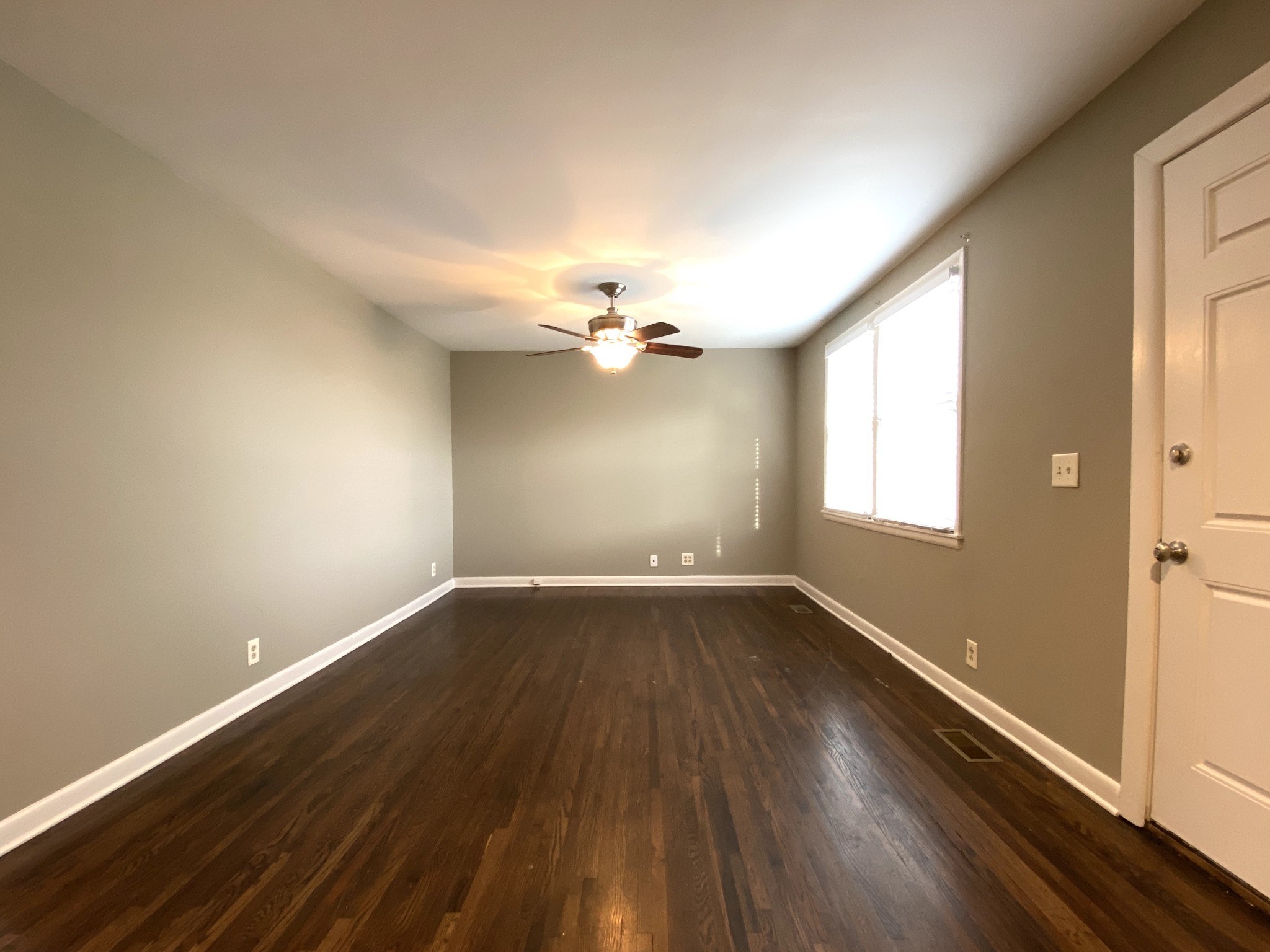 13523 Lebanon Road Mount Juliet, TN 37138 - Photo 3 of 17 Gallery Image 3