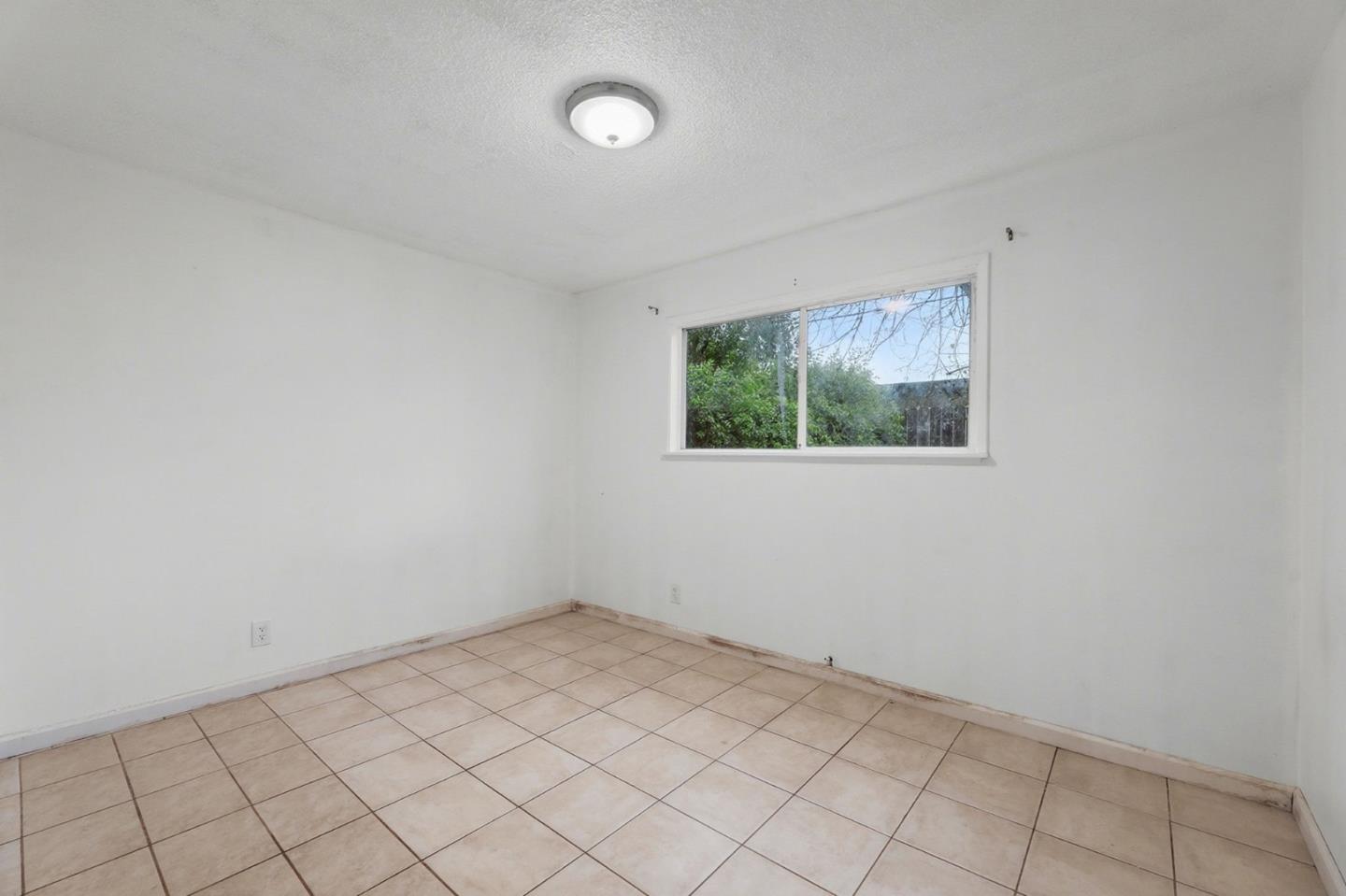 479 Dixon Road Milpitas, CA 95035 - Photo 22 of 36