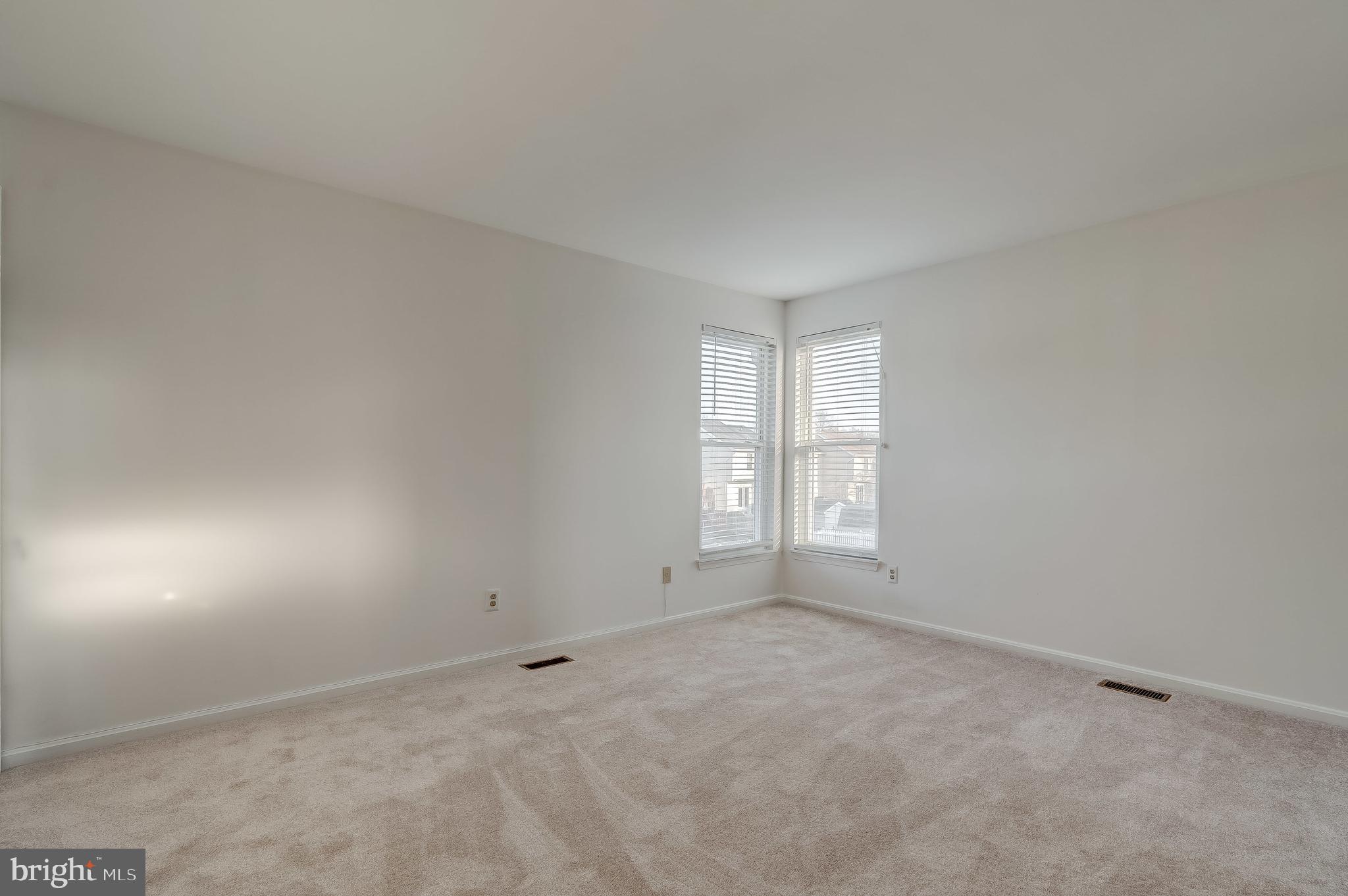 4408 Fieldgreen Road Baltimore, MD 21236 - Photo 17 of 31