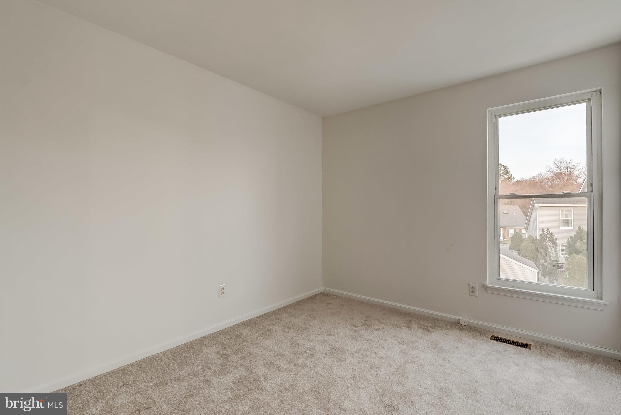 4408 Fieldgreen Road Baltimore, MD 21236 - Photo 23 of 31