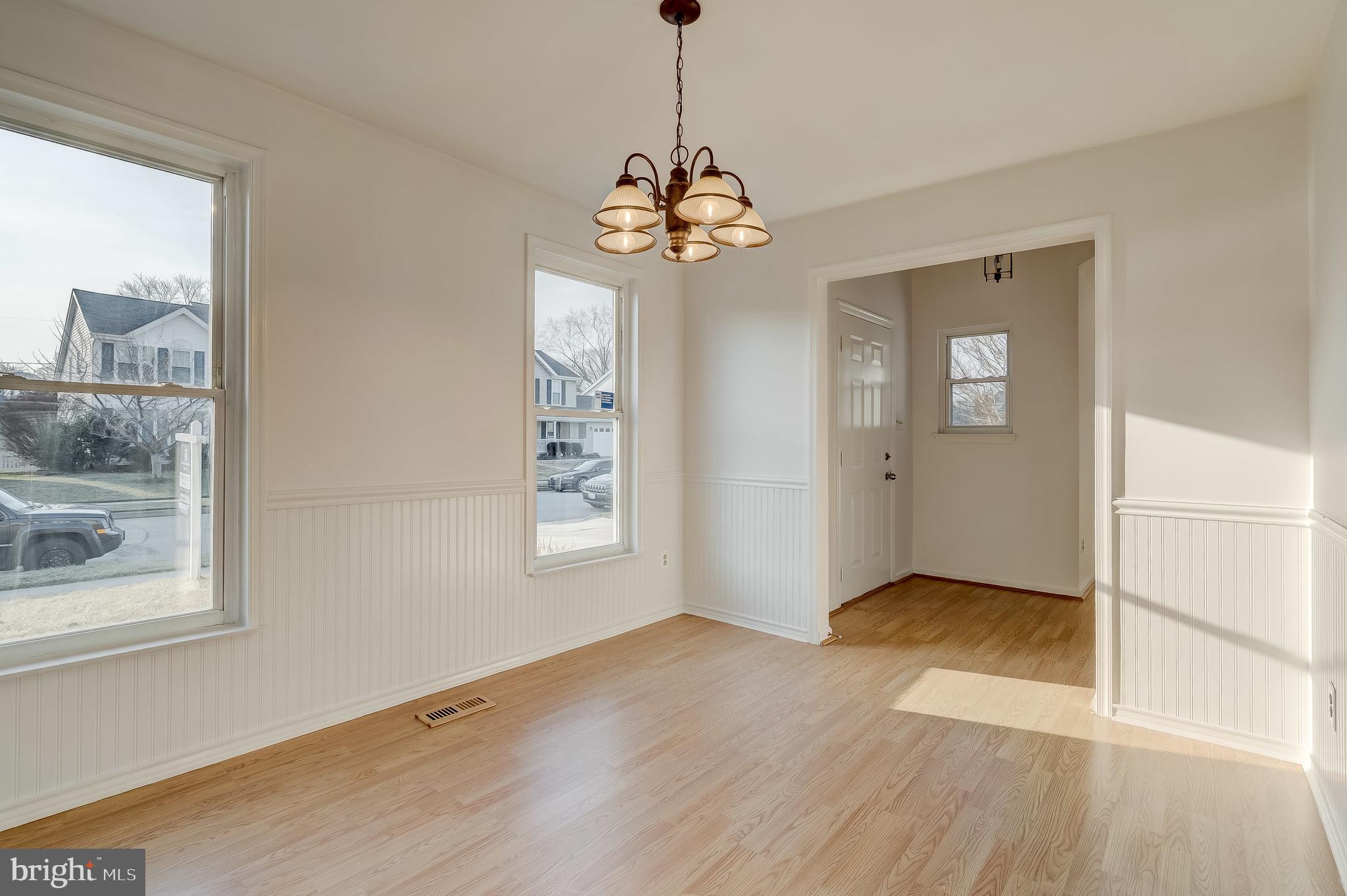 4408 Fieldgreen Road Baltimore, MD 21236 - Photo 6 of 31