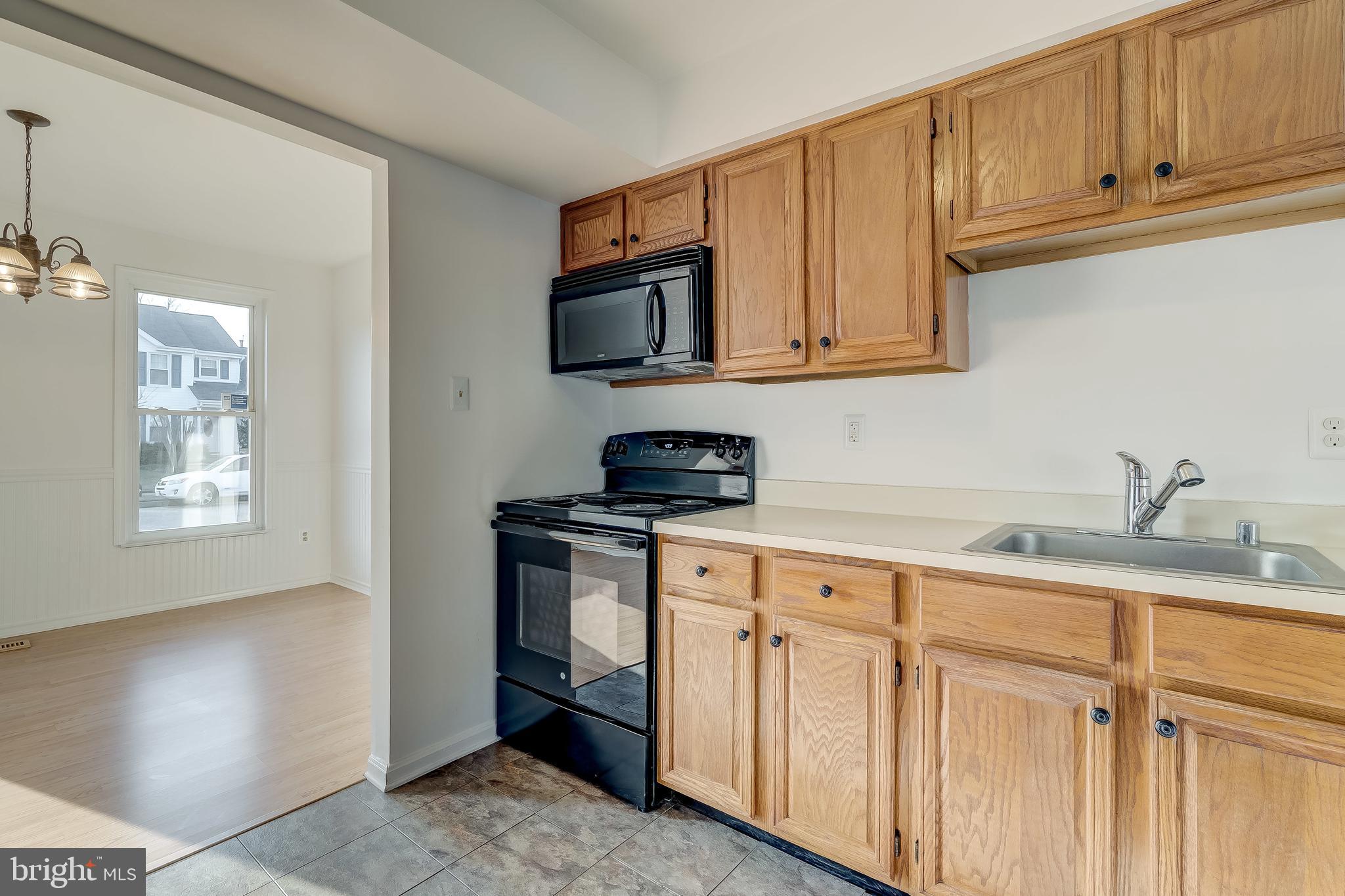 4408 Fieldgreen Road Baltimore, MD 21236 - Photo 10 of 31