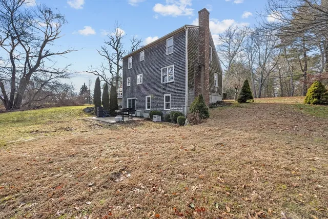 $554,000 | 19 Leonard Street, Lakeville, MA 02347