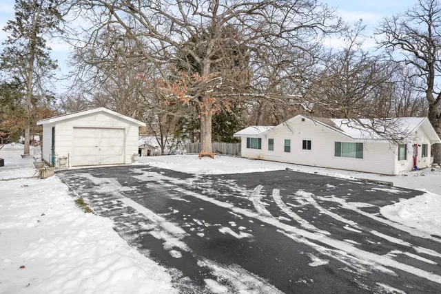 $549,000 | W198 Tombeau Boulevard, Bloomfield, WI 53128