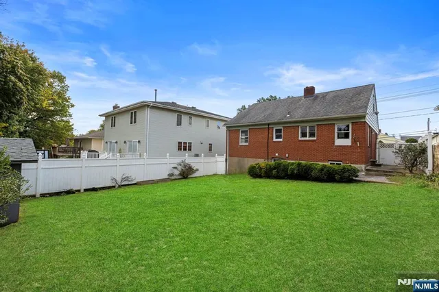 $3,750 | 133 Cleveland Avenue, Hasbrouck Heights, NJ 07604