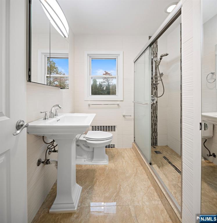 133 Cleveland Avenue Hasbrouck Heights, NJ 07604 - Photo 6 of 15