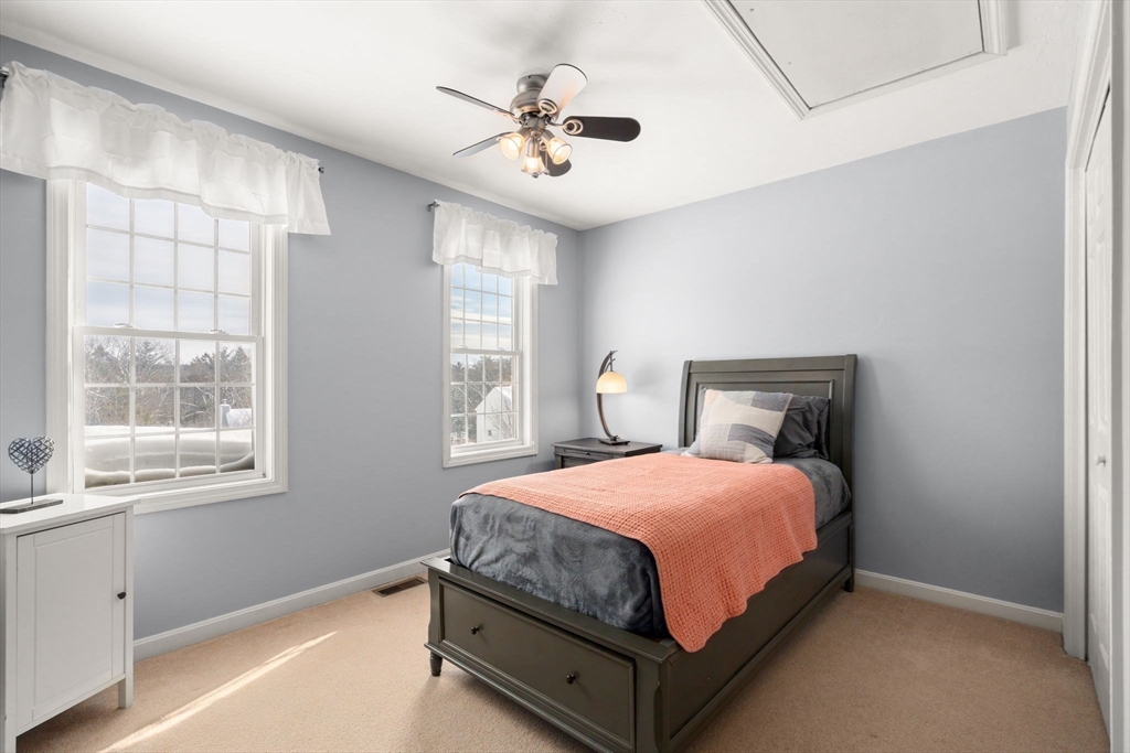 19 Preserve Way Sturbridge, MA 01566 - Photo 31 of 38