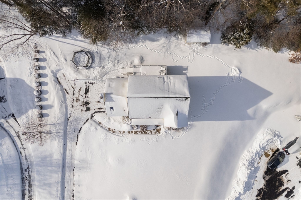 19 Preserve Way Sturbridge, MA 01566 - Photo 7 of 38