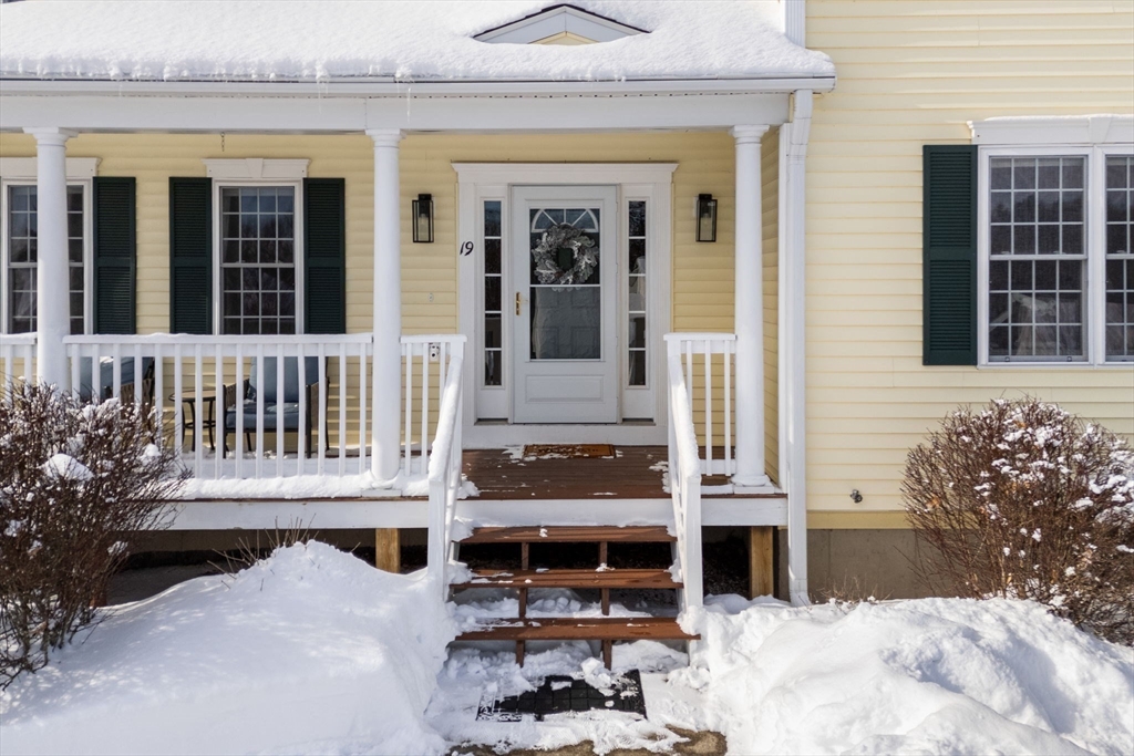 19 Preserve Way Sturbridge, MA 01566 - Photo 9 of 38