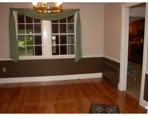 22 Caulfield Road Woburn, MA 01801 - Photo 6 of 13 Gallery Image 6
