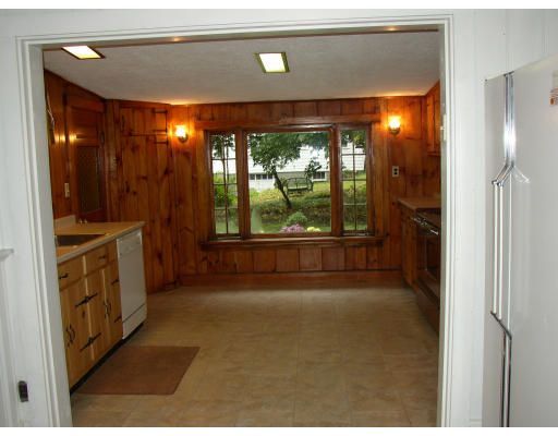 22 Caulfield Road Woburn, MA 01801 - Photo 8 of 13 Gallery Image 8