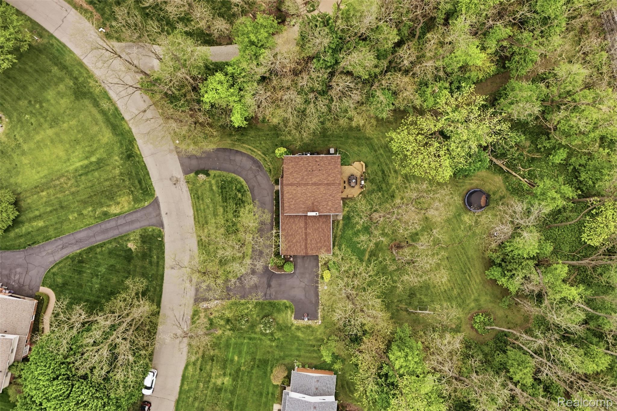 47129 Dunsany Road Northville, MI 48167 - Photo 45 of 49 Aerial view