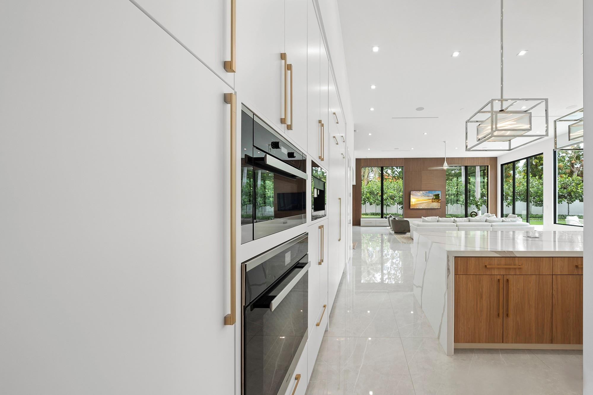 231 Thatch Palm Drive Boca Raton, FL 33432 - Photo 19 of 99 Photo 19