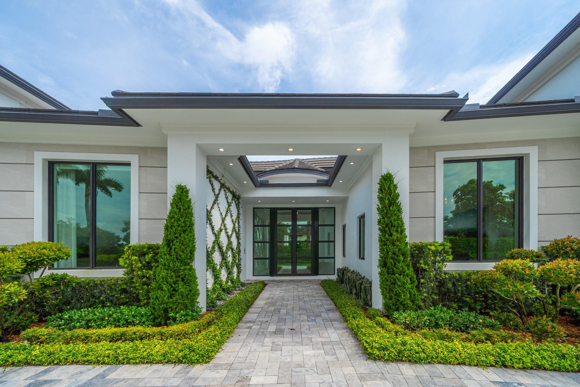 231 Thatch Palm Drive Boca Raton, FL 33432 - Photo 7 of 99 Photo 7