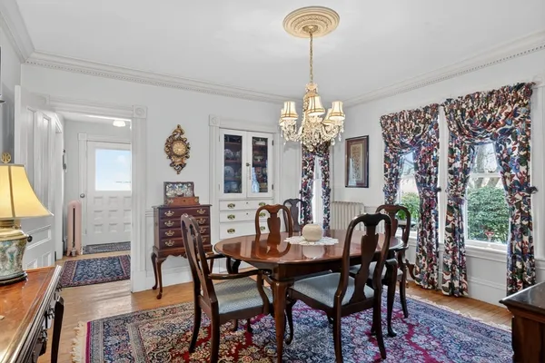 $714,900 | 70 West Main Street, Northborough, MA 01532