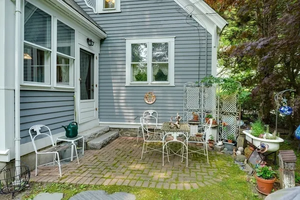 $714,900 | 70 West Main Street, Northborough, MA 01532