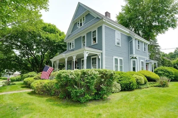 $714,900 | 70 West Main Street, Northborough, MA 01532