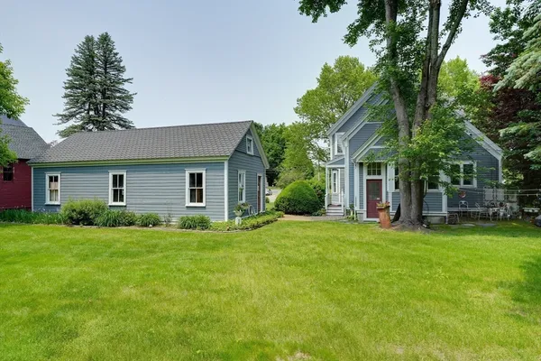 $714,900 | 70 West Main Street, Northborough, MA 01532