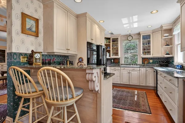 $714,900 | 70 West Main Street, Northborough, MA 01532