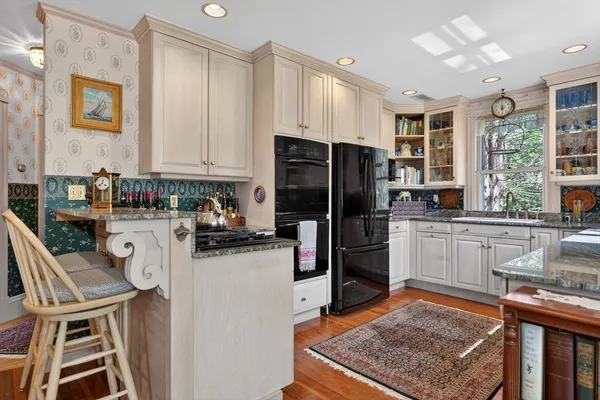 $714,900 | 70 West Main Street, Northborough, MA 01532