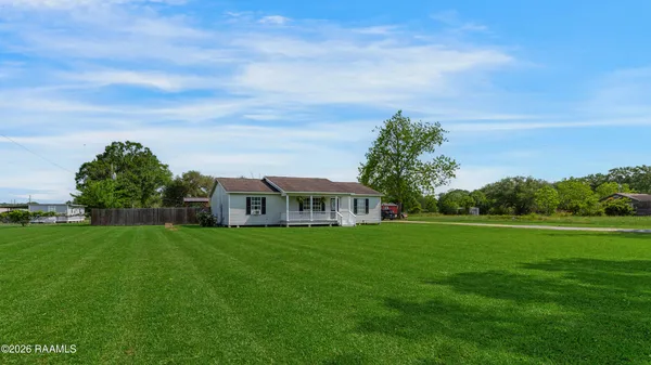 $325,000 | Undisclosed Address, Carencro, LA 70520