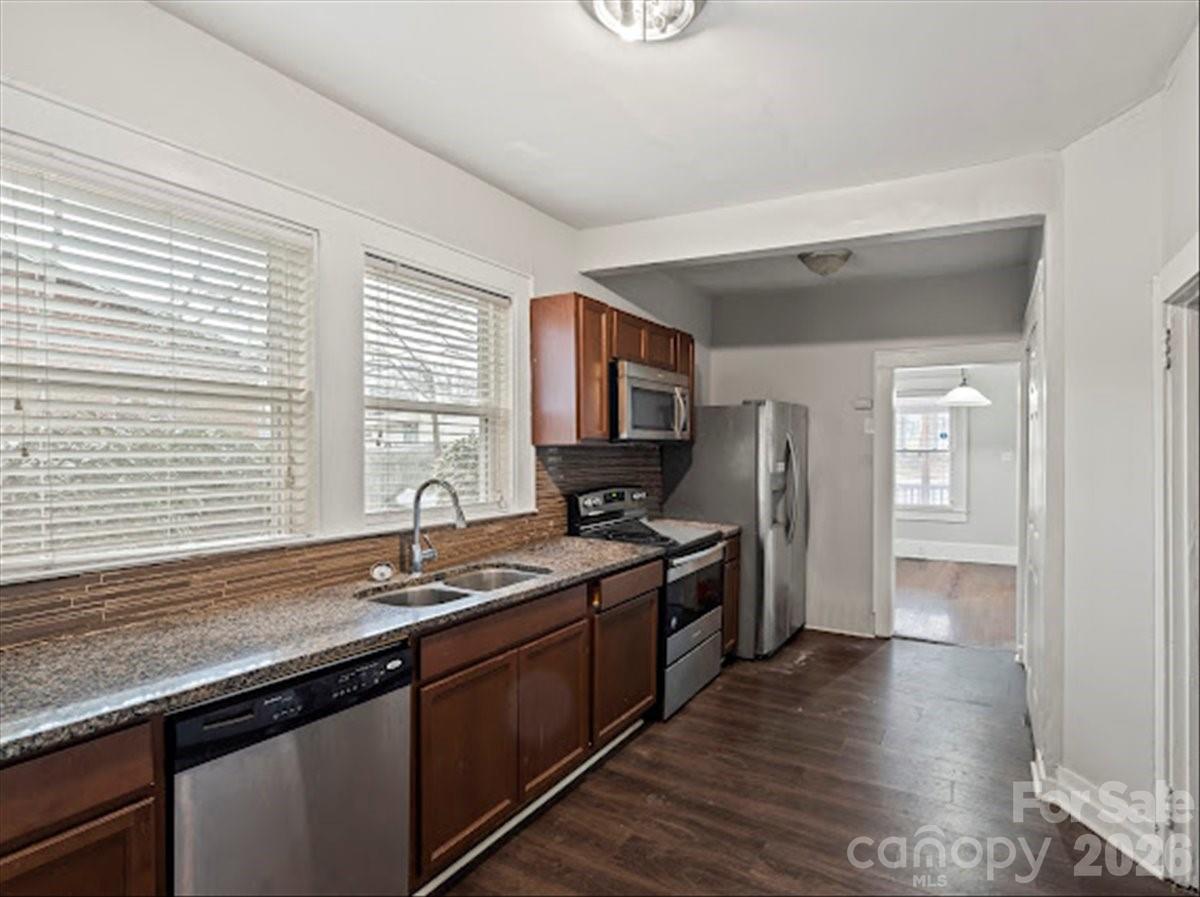 322 Salisbury Road Statesville, NC 28677 - Photo 9 of 20